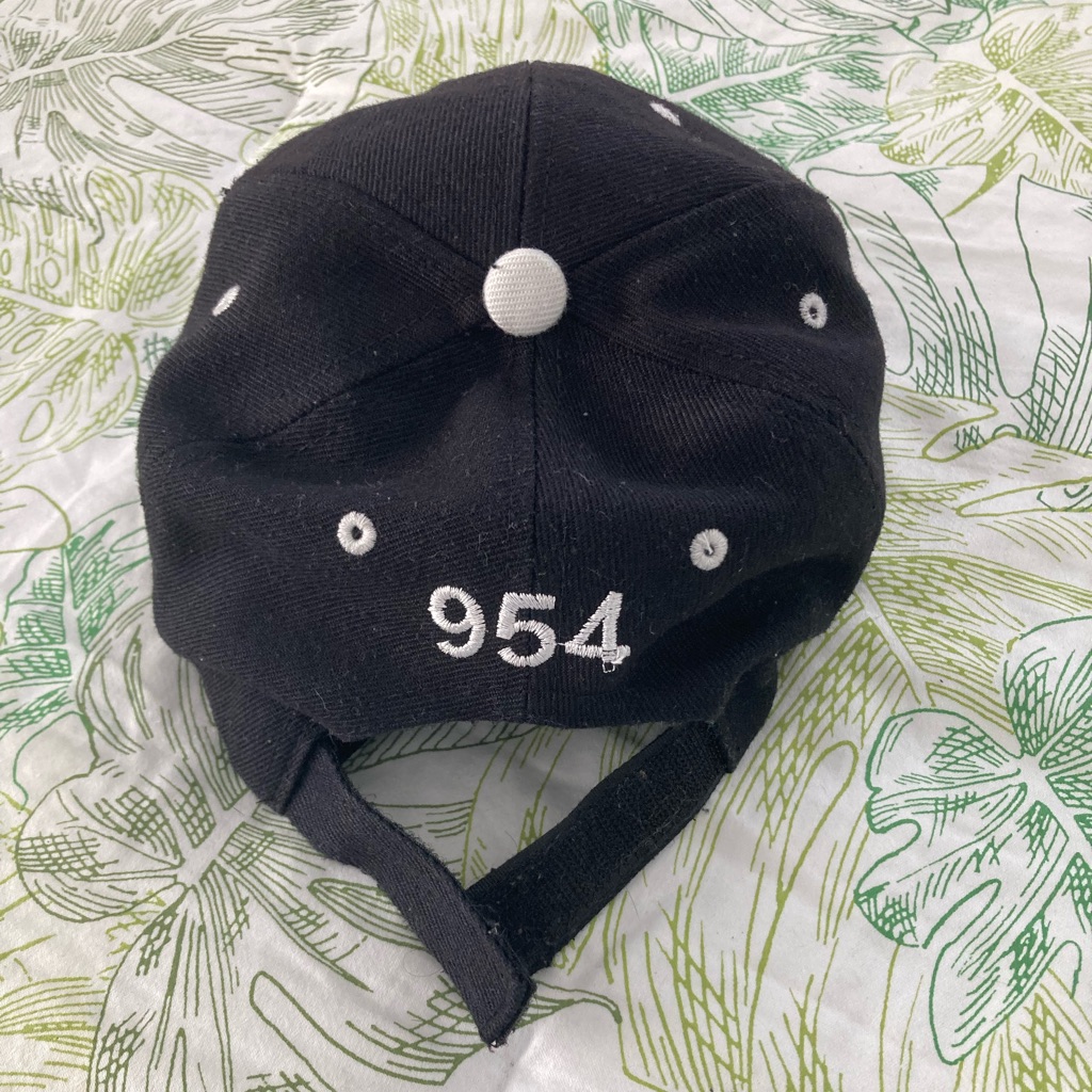 954 Area Code Hat